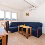 Apartment S&g Leko *