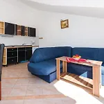 S&g Leko * Rogoznica (Sibenik-Knin)